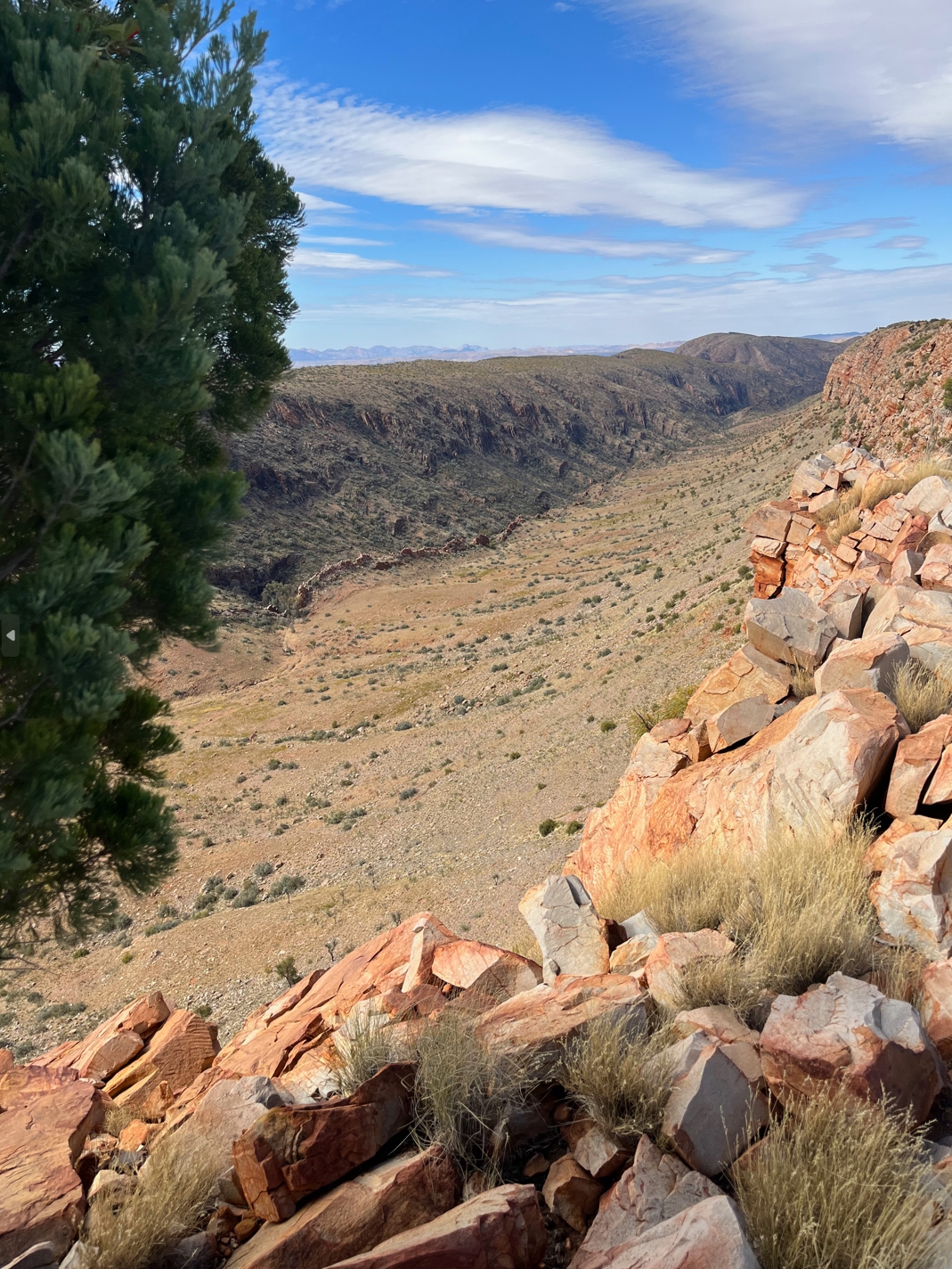 The magnificent valley between the parallel ridges. This shot from half way along looking back east.